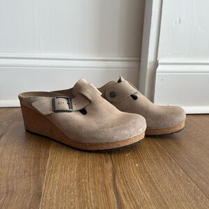 Suede Birkenstock Papillio Collection women’s shoes size 39 EU, 8.5ish USA